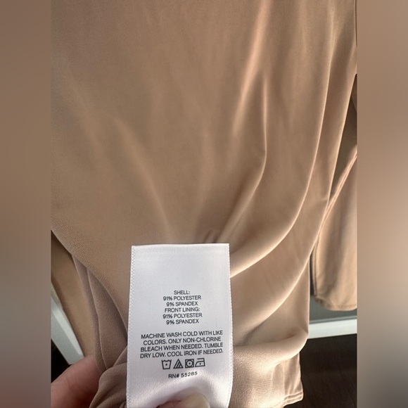 Express Tan longsleeve Bodysuit-NWT Size Small - Picture 3 of 3
